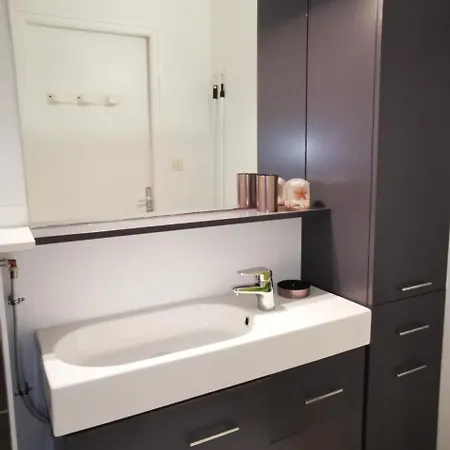 Grau D'agde A 2mn A Pied De La Apartman *